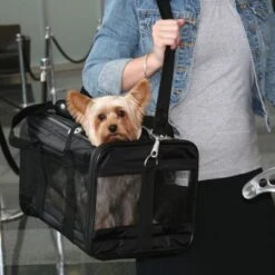 Sherpa® Original Deluxe Pet Carrier -Pet Supplies Store sherpa originaldeluxe petcarrier hs 05 2